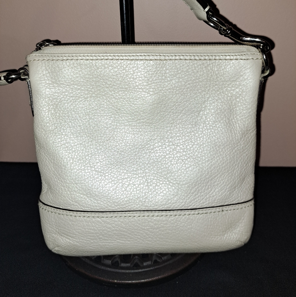 Coach Park Pearl White Leather Swingpack Crossbody Bag!! - Picture 3 of 9